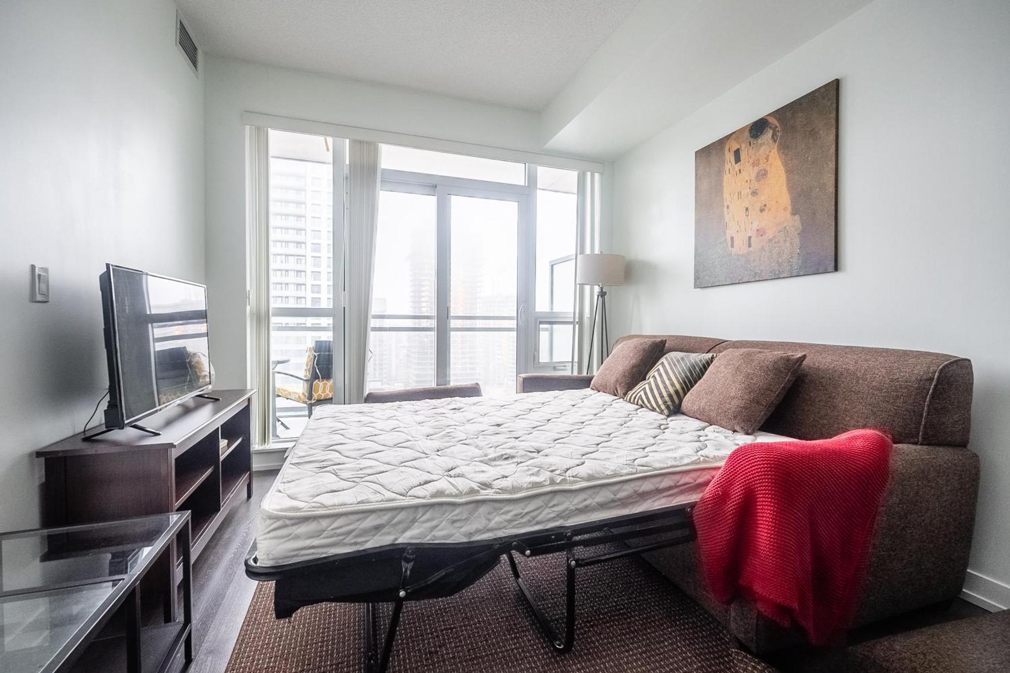 Modern Dunfield Ave Condos By Globalstay Toronto Dış mekan fotoğraf