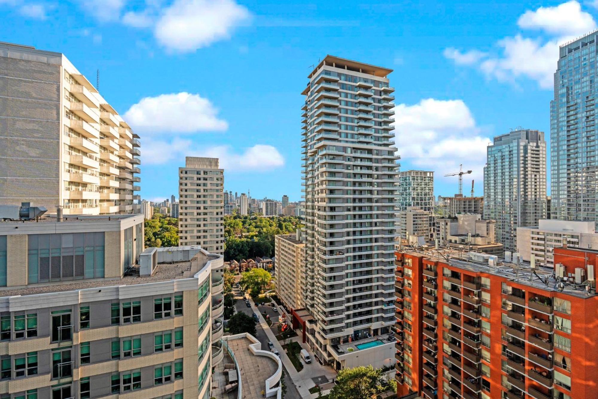 Modern Dunfield Ave Condos By Globalstay Toronto Dış mekan fotoğraf